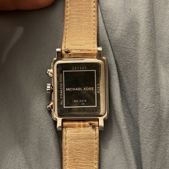 Genuine alligator Michael Kors watch - Picture 2 of 6